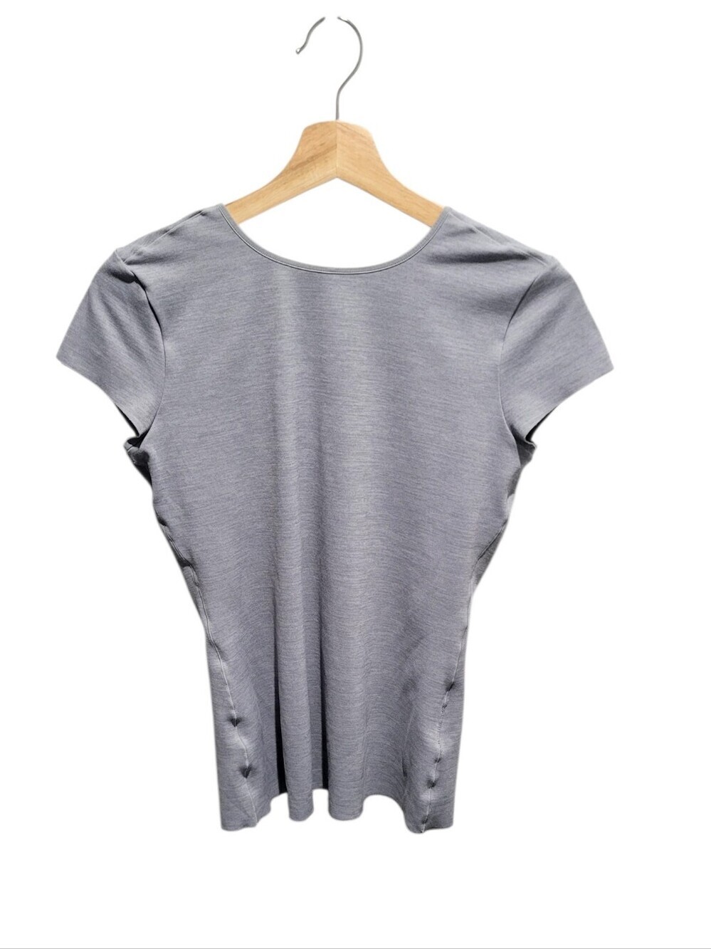 Nike Yoga Dri-FIT Gray Scoop Back Short Sleeve Top Size Small